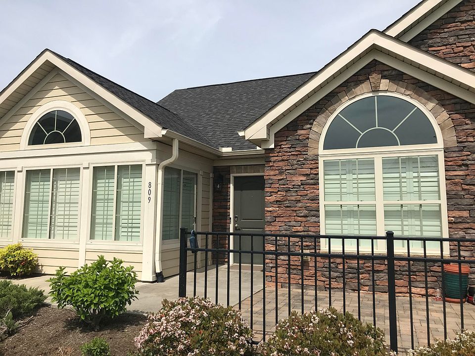 1st image of 809 Pryse Farm Blvd