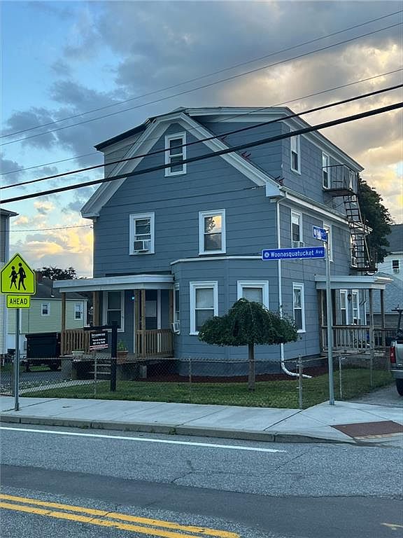 640 Woonasquatucket Ave, North Providence, RI 02911 Zillow