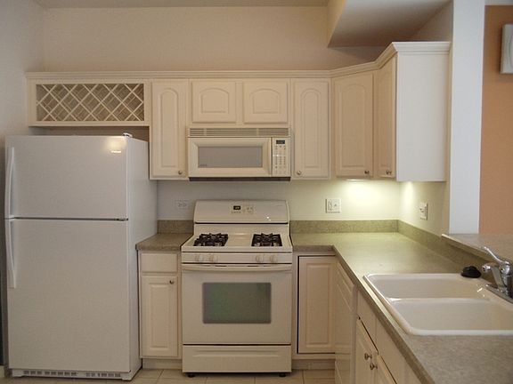 4th image of 2084 Limestone Ln #0