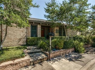 8342 Southmeadow Cir, Dallas, TX 75231