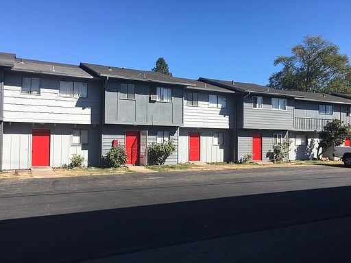 2nd image of 1940 33rd Ave #1960-02
