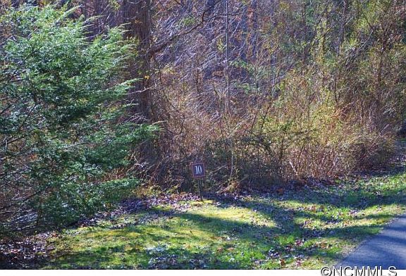 3rd image of 38 Hawks Lndg