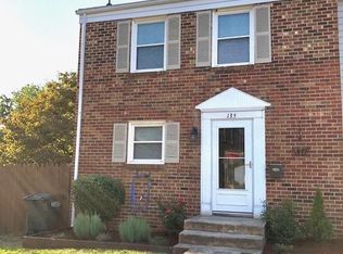 135 Oxford Sq, Vinton, VA 24179