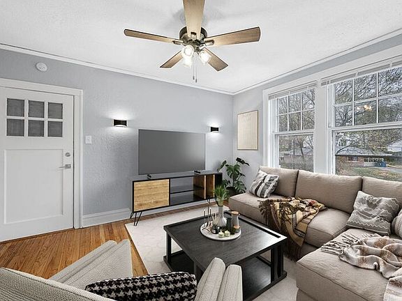 2nd image of 1240-72 Hawthorne Pl #1240-C