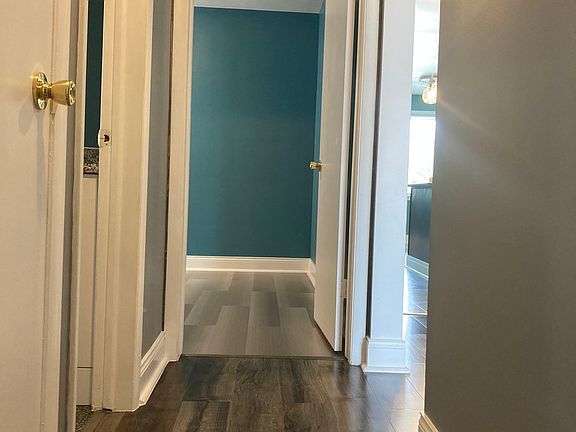 4th image of 3627 S 55th Ave