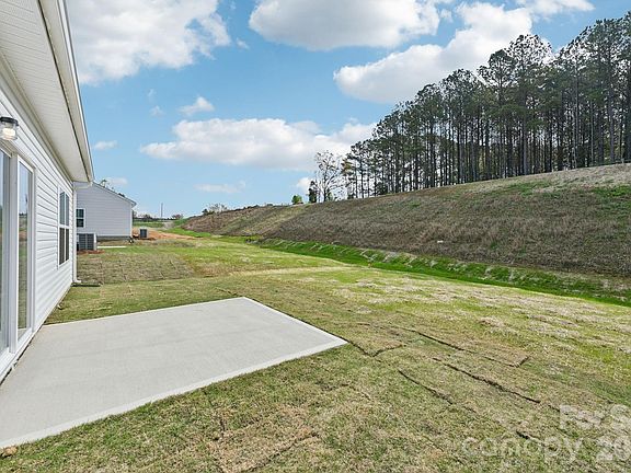 5th image of 816 Willow Estates Dr