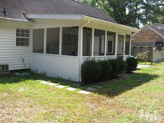 3rd image of 10232 N Olde Towne Wynd