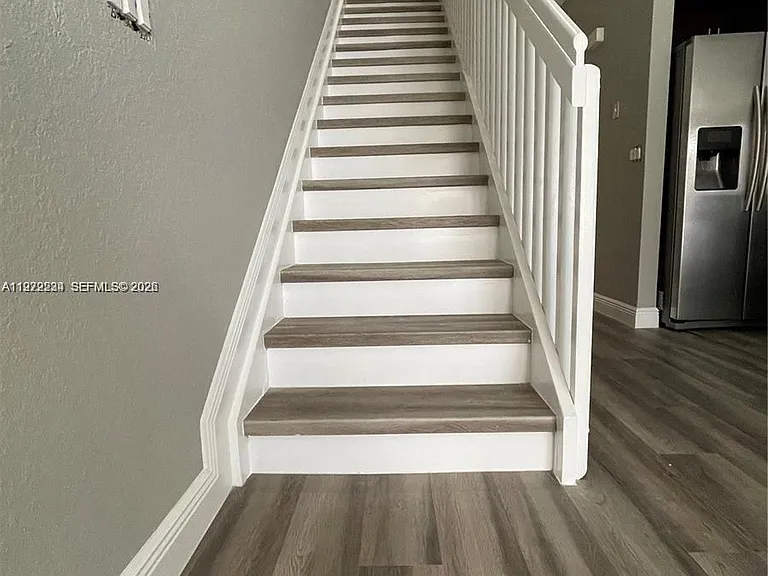 7941 Catalina Cir #7941 — Photo 4