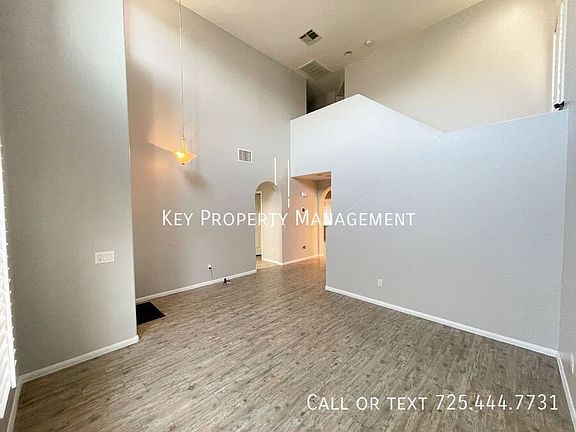 5th image of 605 Sonoran Heights Ave