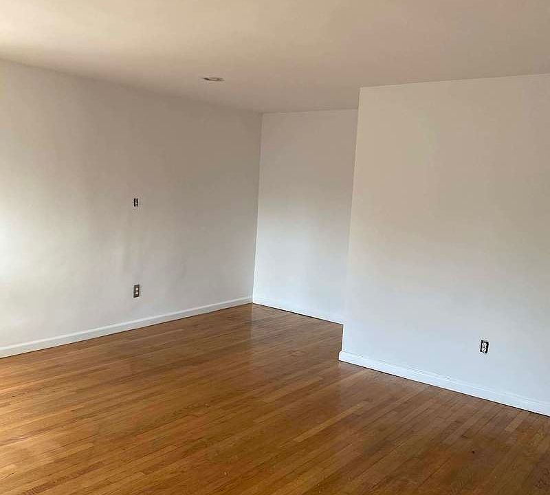 2nd image of 61 7th Ave S APT F