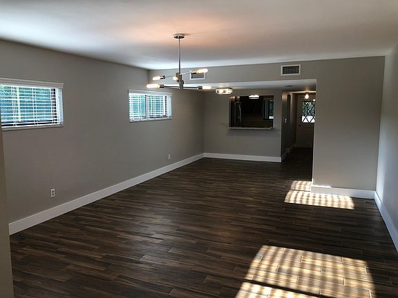 5th image of 1551 NE 105th St