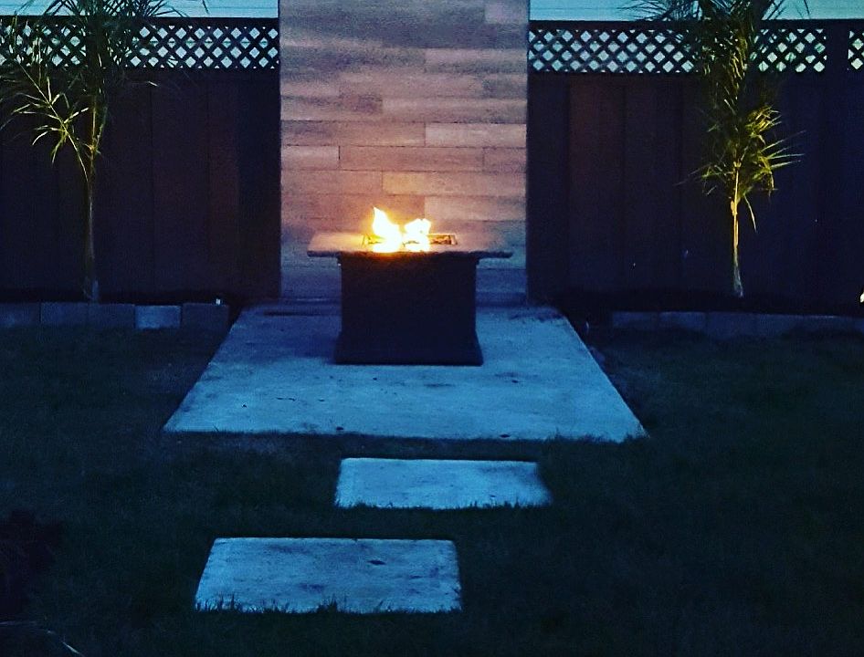 2nd image of 6103 Allbrook Cir