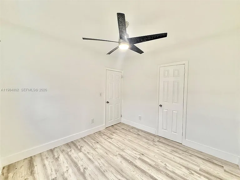1942 NE 172nd St #1942 — Photo 10