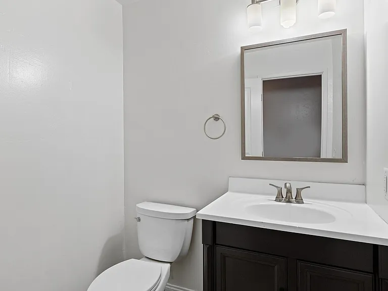 5275 Reservoir Dr — Photo 4