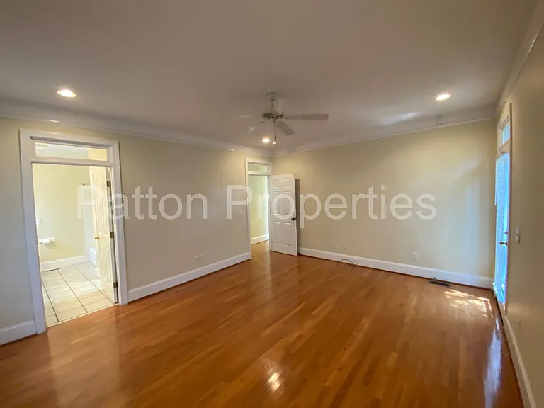 323 Pickens St — Photo 20