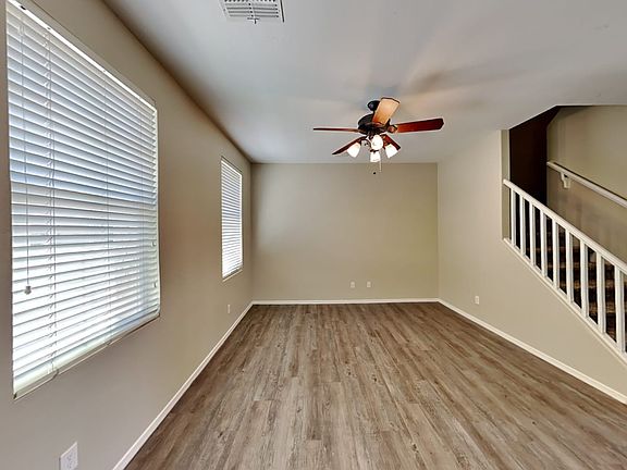 4th image of 2812 S 100th Dr