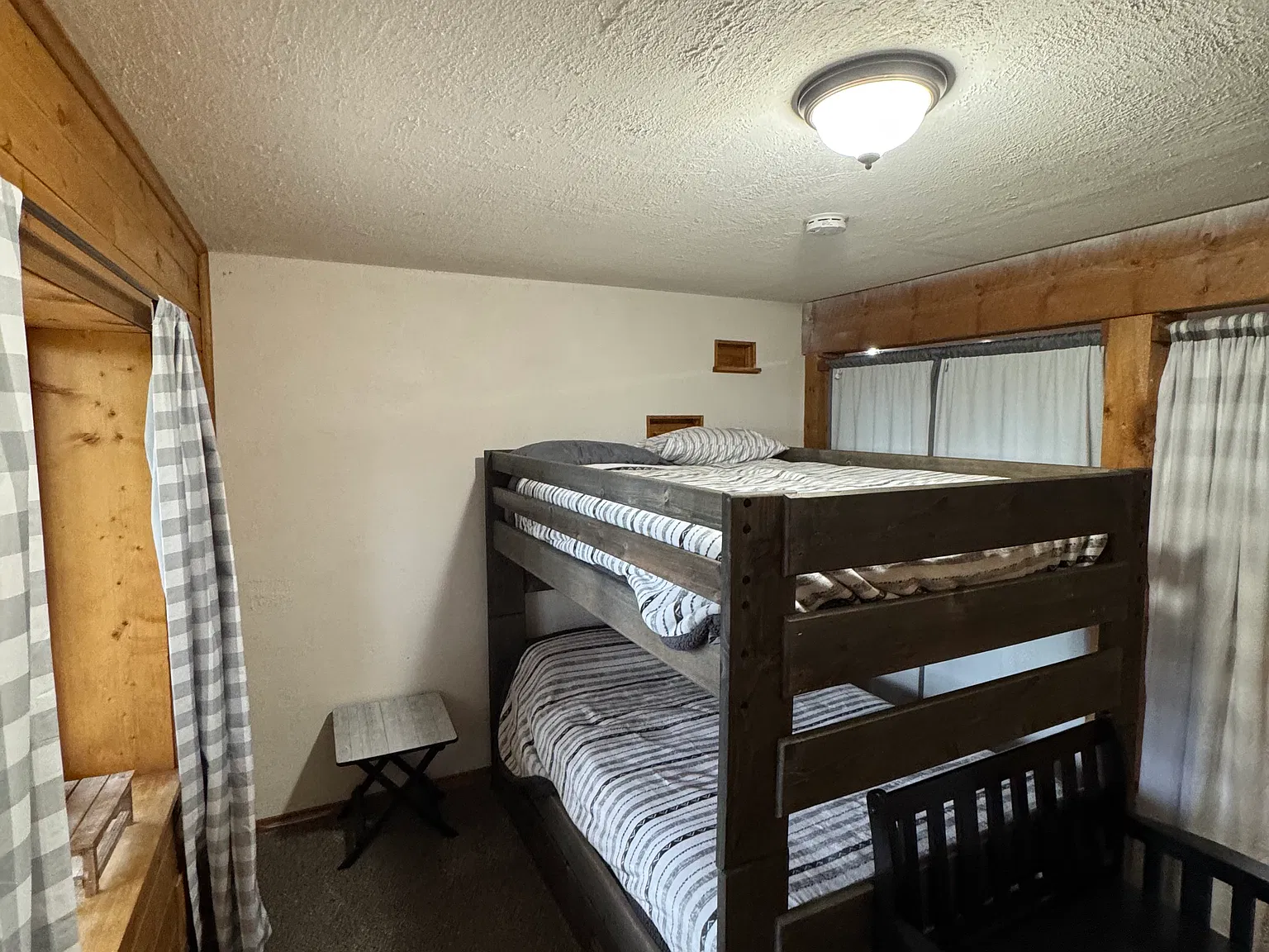 2 bed, 1940 sqft, $2,950 — Photo 4