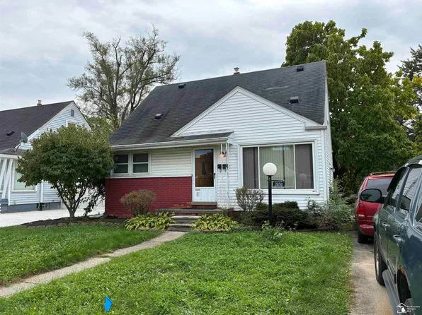 28511 James St, Garden City, MI 48135
