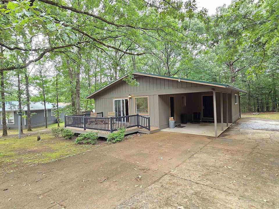 1st image of 220 Lookout Dr