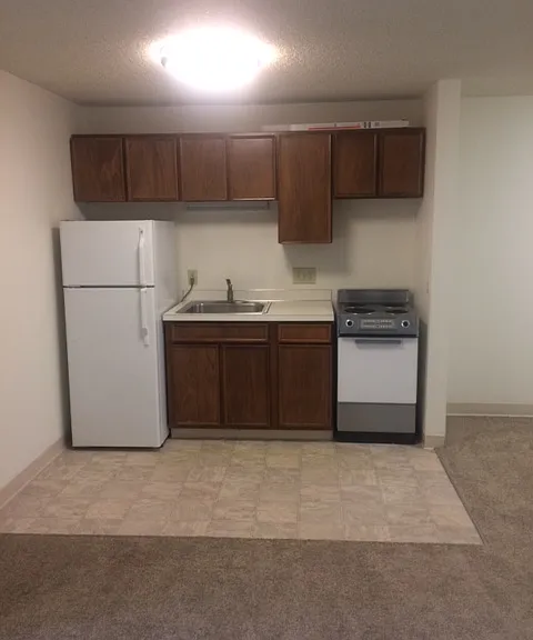 Iris Ave — Photo 2