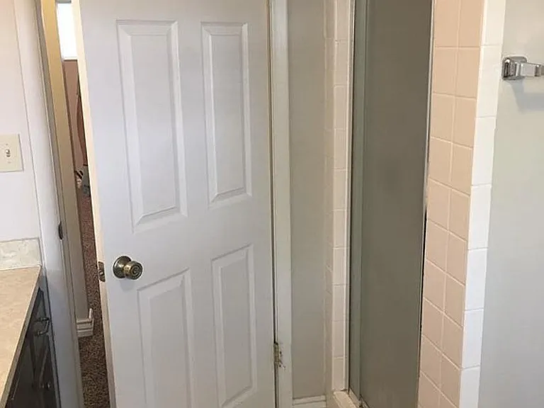 1905 Riviera Cir — Photo 19