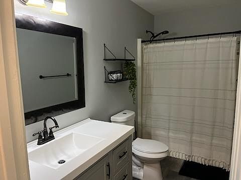 5th image of 5137 Holly Farms Dr