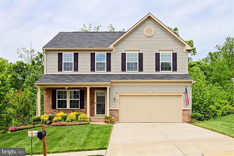 1st image of 10 Firehawk Dr