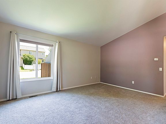 4th image of 4105 Yorkshire Pl