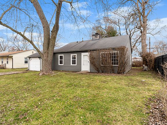 3rd image of 3501 Welch Dr