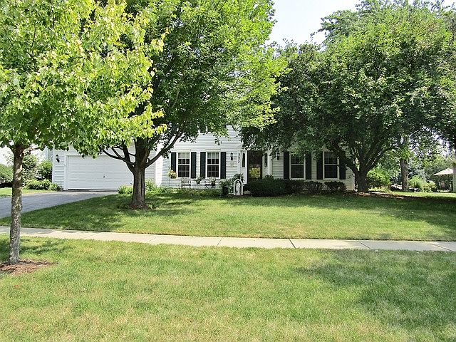 1st image of 2677 Berkshire Dr