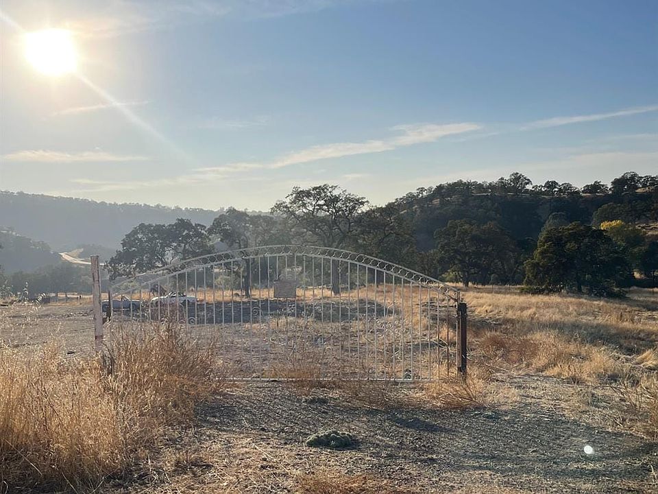 1st image of 14346 Potrero Way