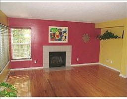 4th image of 8220 Bridgeway Dr