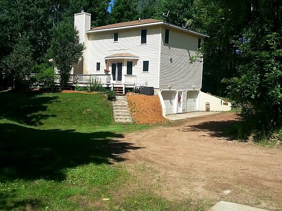 attached 2 car garage