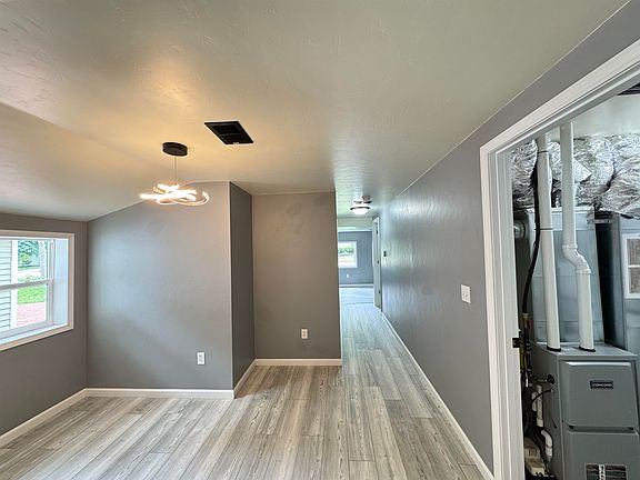 5th image of 803 Demarest Ave