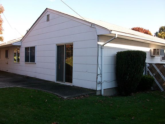 4th image of 35 Taylor St