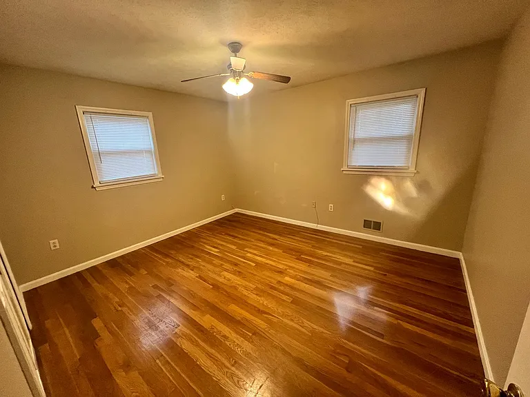 5508 Fruitwood Dr — Photo 7
