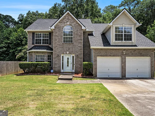 1982 Smithfield Ave, Ellenwood, GA 30294