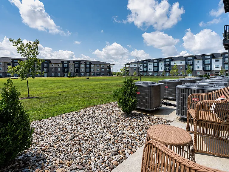1BR, 1BA - 741SF - Patio and Lawn