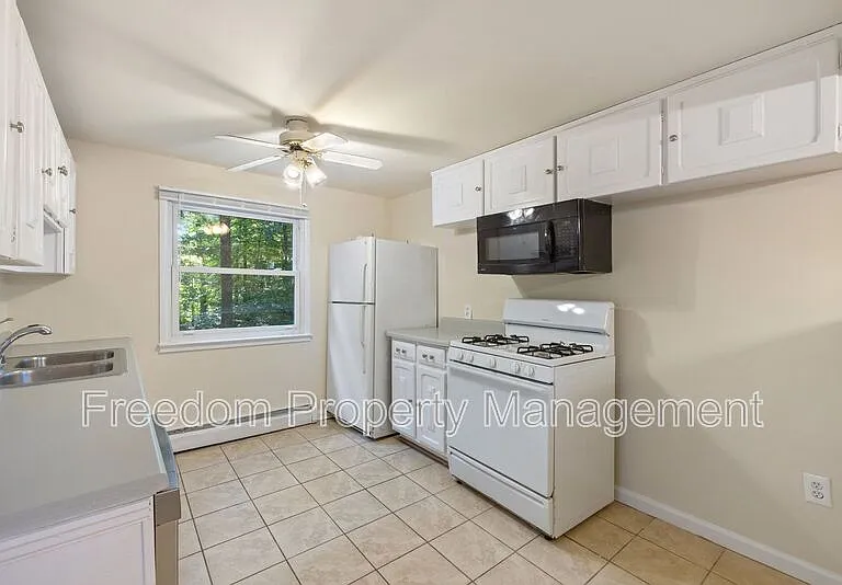 14309 Fairmont Ct — Photo 22