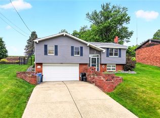 344 Lincoln Hall Rd, Elizabeth, PA 15037
