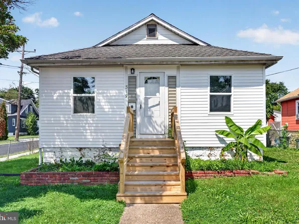 319 Laurel Ave, Woodlynne, NJ 08107