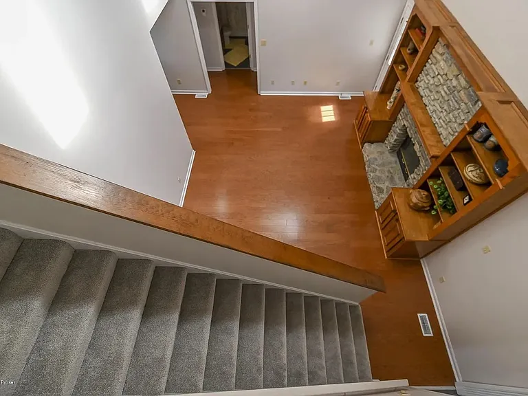 3904 Vantage Pl — Photo 18