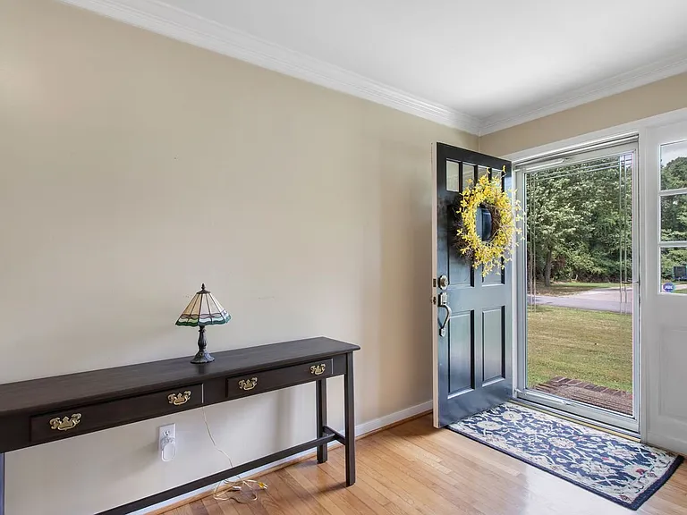 4533 Haymarket Ln — Photo 12