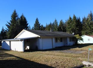191 Elk Loop Dr, Forks, WA 98331
