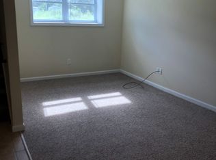 Pickett Road Townhouses, Plainfield, CT 06374