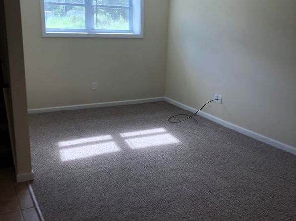 18-32 Pickett Rd #22