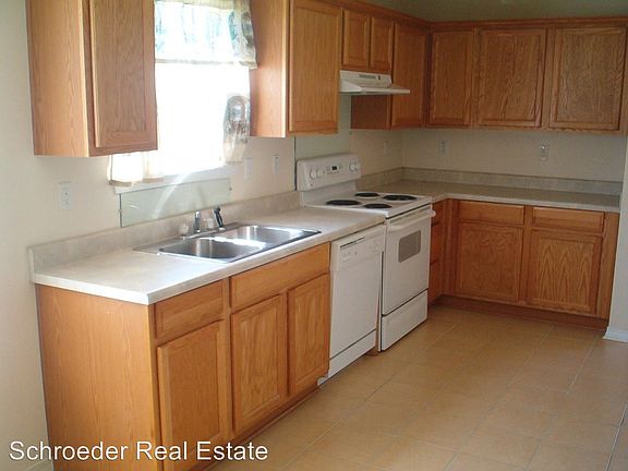 4th image of 13443 Warren Dr