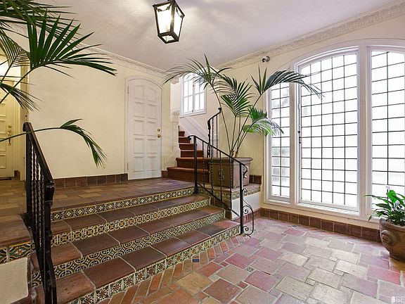 5th image of 3555 Jackson St APT 3