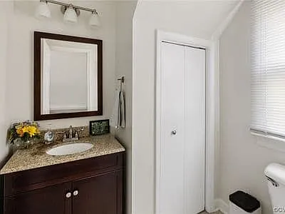 1720 W Leigh St — Photo 9