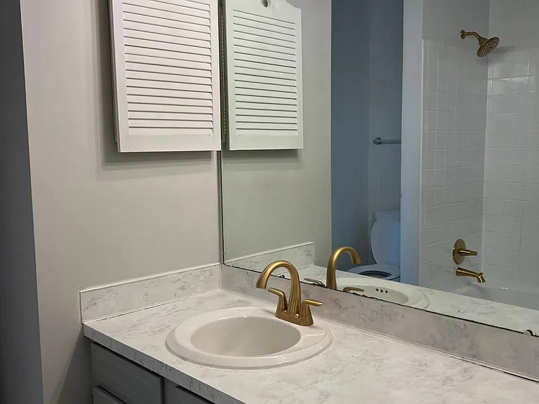 6218 Windsor Gate Ln — Photo 14